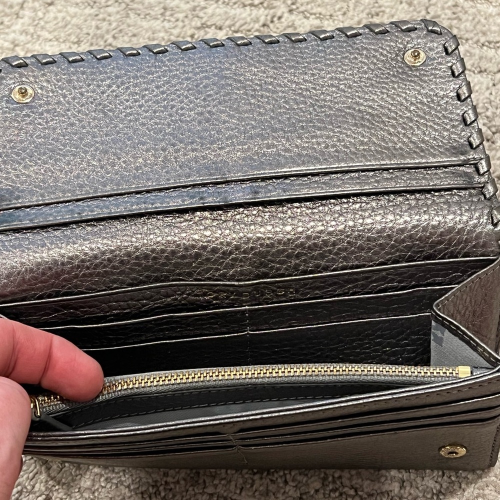 Tory Burch Eleanor Envelope Wallet - Picture 4 of 5